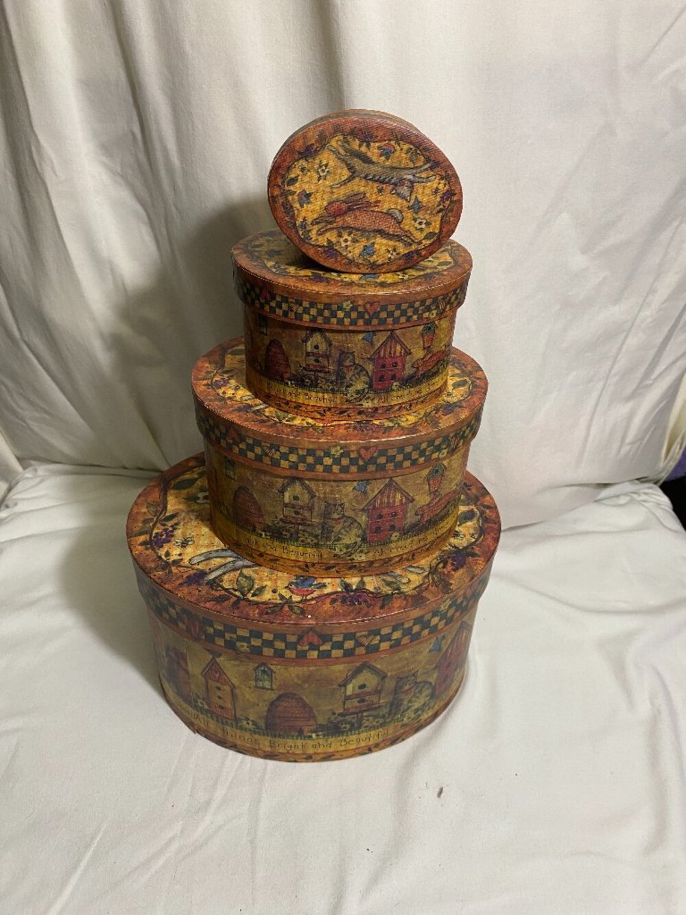 Bob's Boxes Primitive Bright and Beautiful Nested Oval Storage Boxes Set of 4